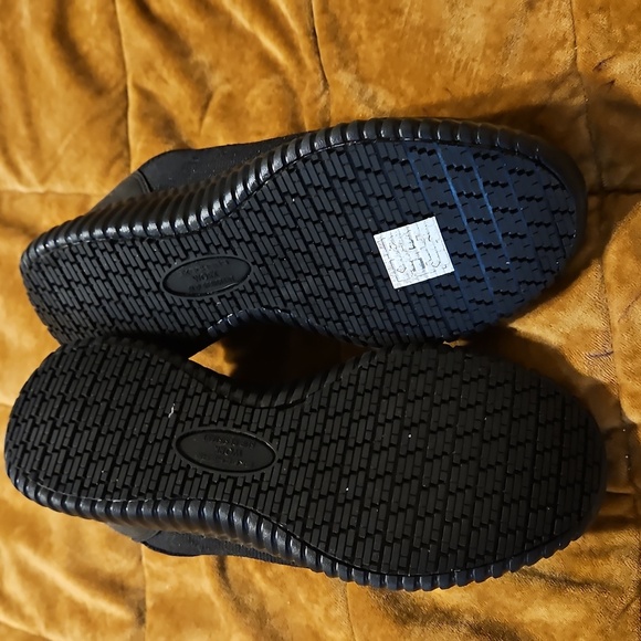 Skechers Work Relaxed Sneakers NEW! - Picture 4 of 7